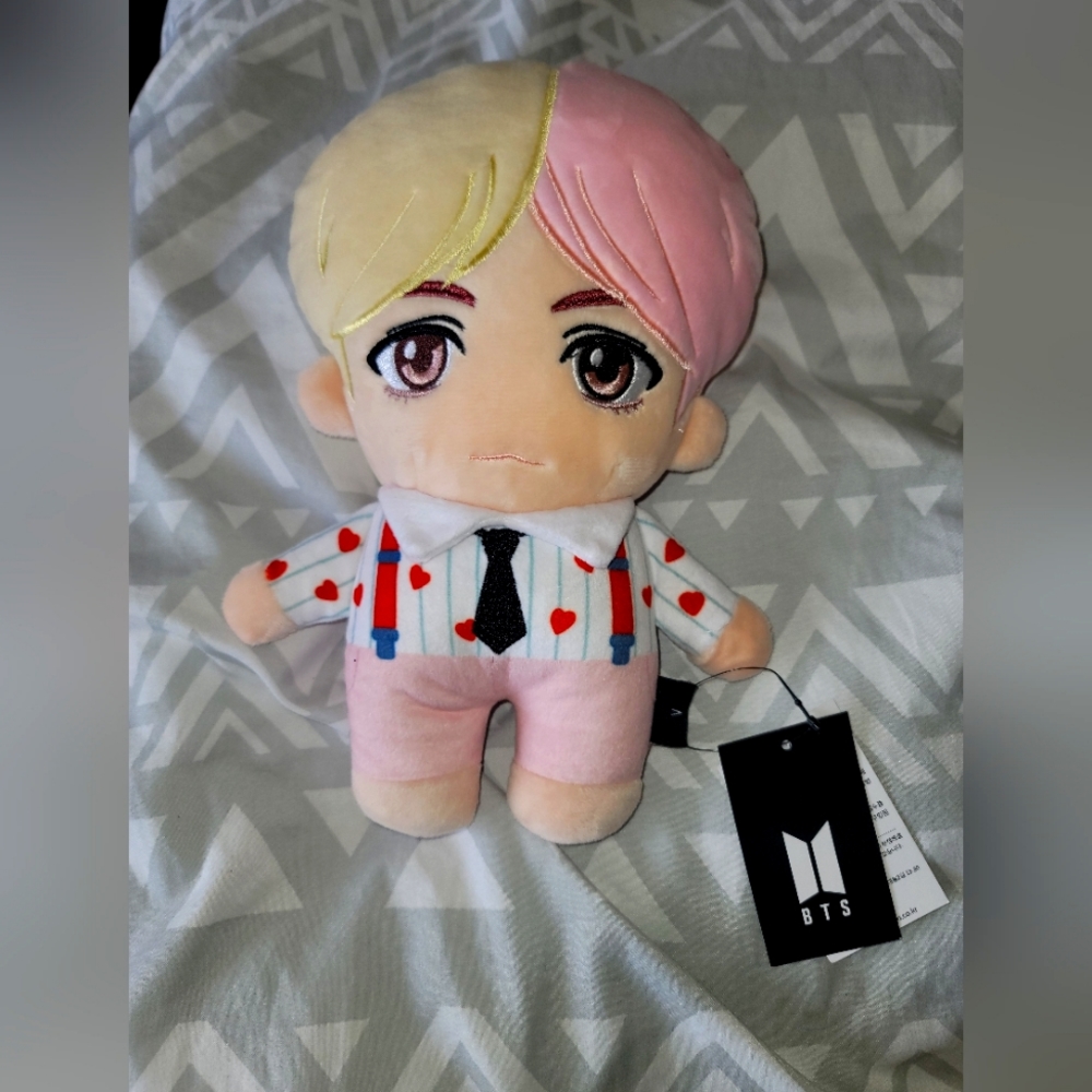 NWT BTS Tiny Tan V Idol Flat Plushie
